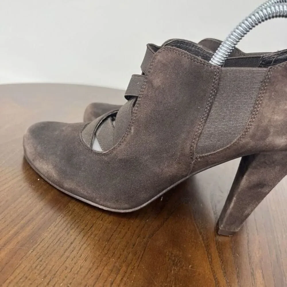 Donald J Pliner Shoes‎ Women's 7.5M Brown Suede Strappy Ankle Boot Bootie Heel